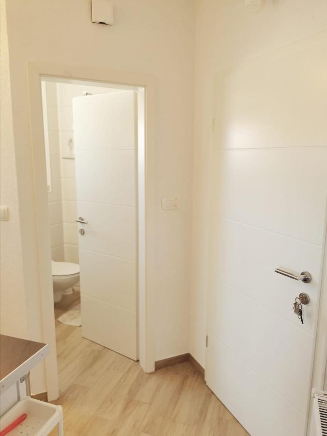 Apartmani Marco,Lukas,Patrick,David,Blizu Centra I Mora Sa Free Privatnim Parkingom PUY Eksteriør bilde